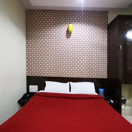 Room Maangta 100 @ Andheri East